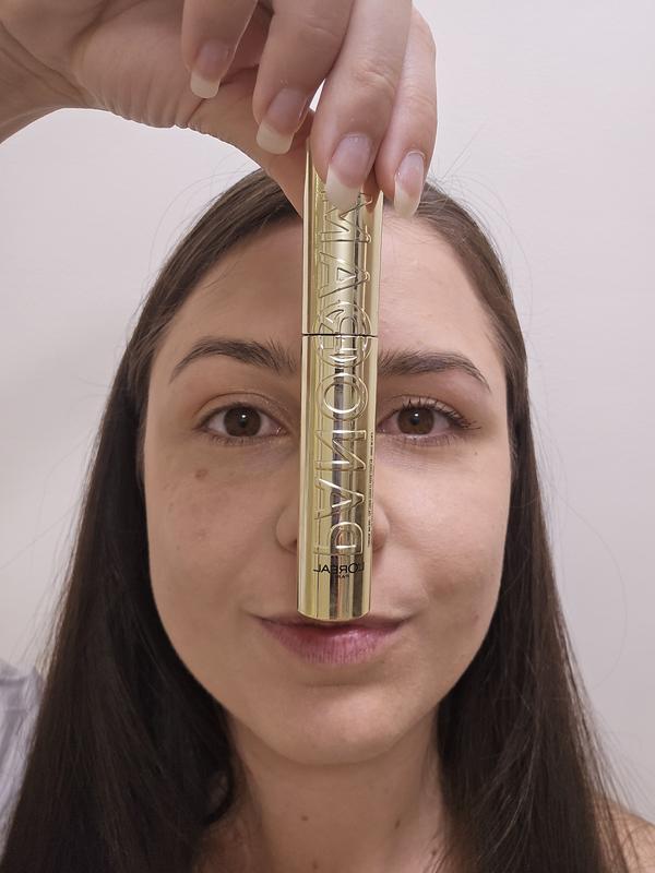 On and off - diference between the eyes with mascara