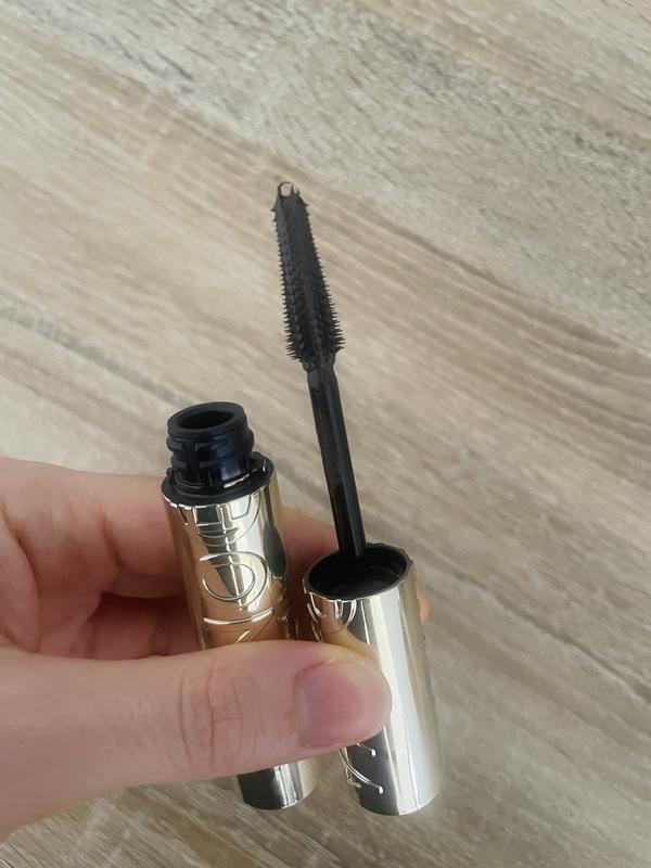 Mascara