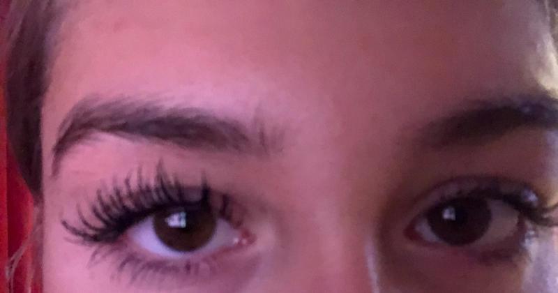 Volle Wimpern