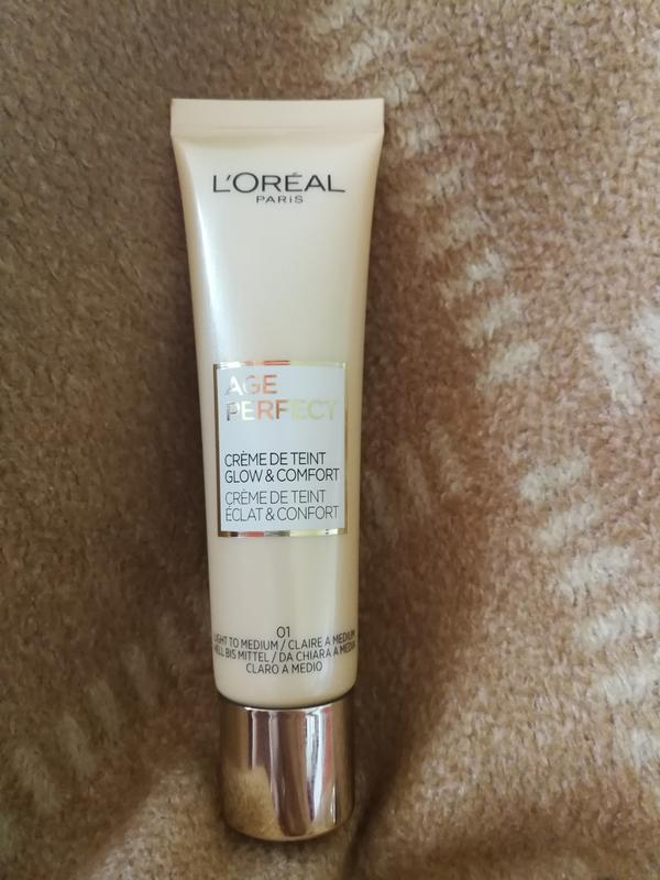 L Oreal Paris Age Perfect Age Perfect Getonte escreme 01 Hell Bis Mittel Online Kaufen Rossmann De