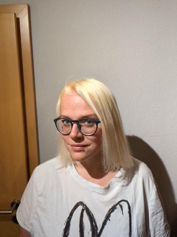 Von vorne geht es noch...