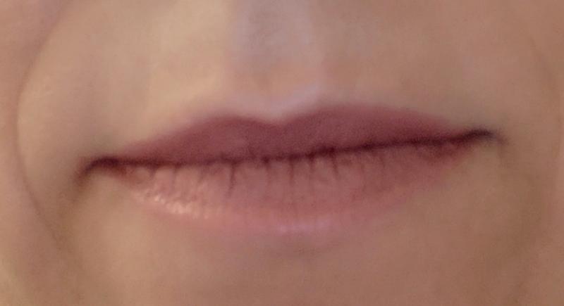 Mit Lippenstift