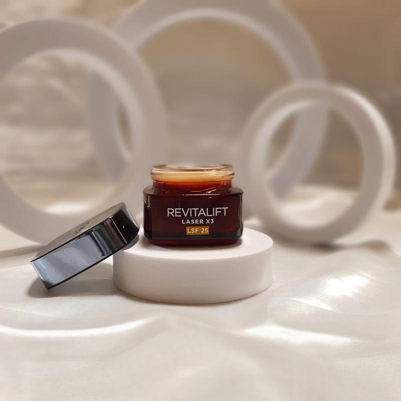 Revitalift Laser X3 Dreifach-Power Anti-Age Tagespflege LSF 25