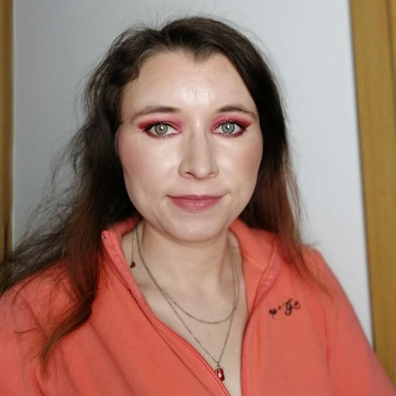 [Werbung] L’ORÉAL PARiS Color Riche Intense Volume Matte 601 Worth It Tragefoto