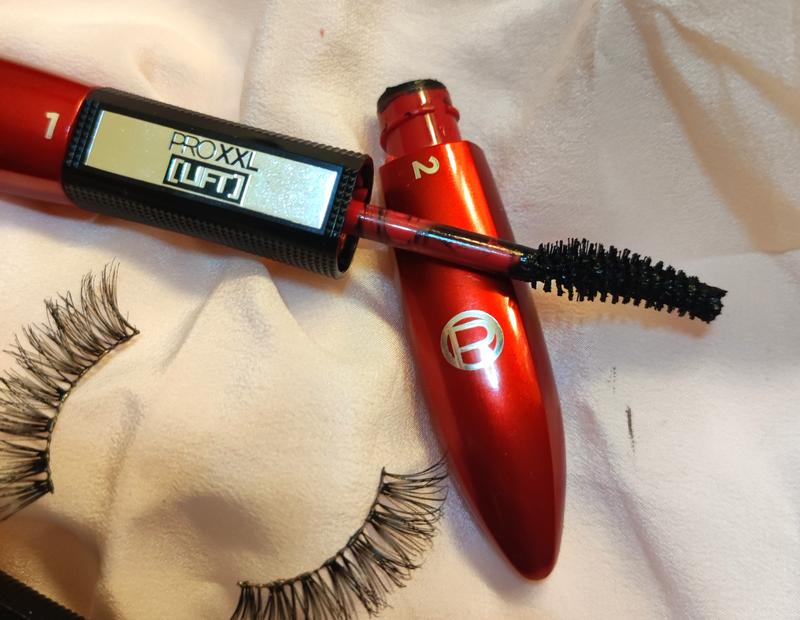 L'Oréal Pro XXL Lift Mascara 2