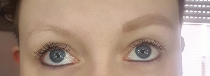 Vergleich ohne Augenbrauenfarbe und mit