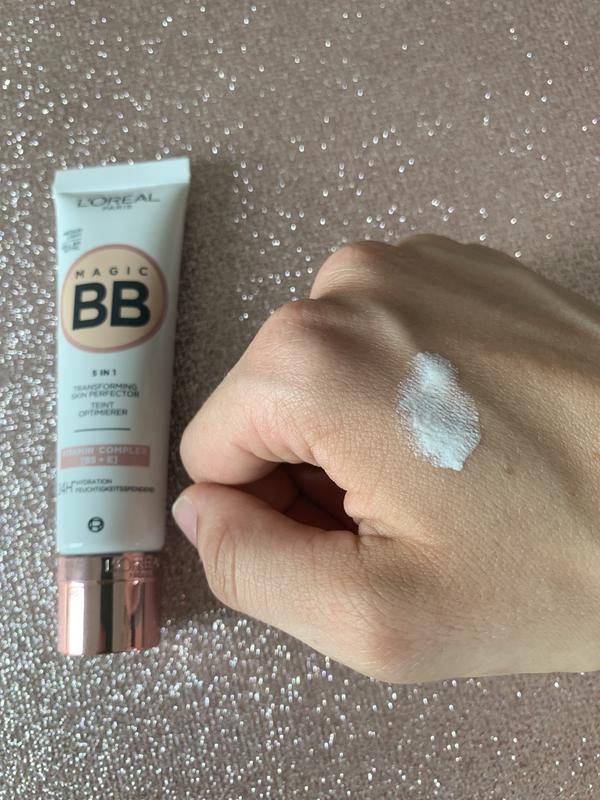 Besonders ist, dass die Cream zunächst hell ist.
