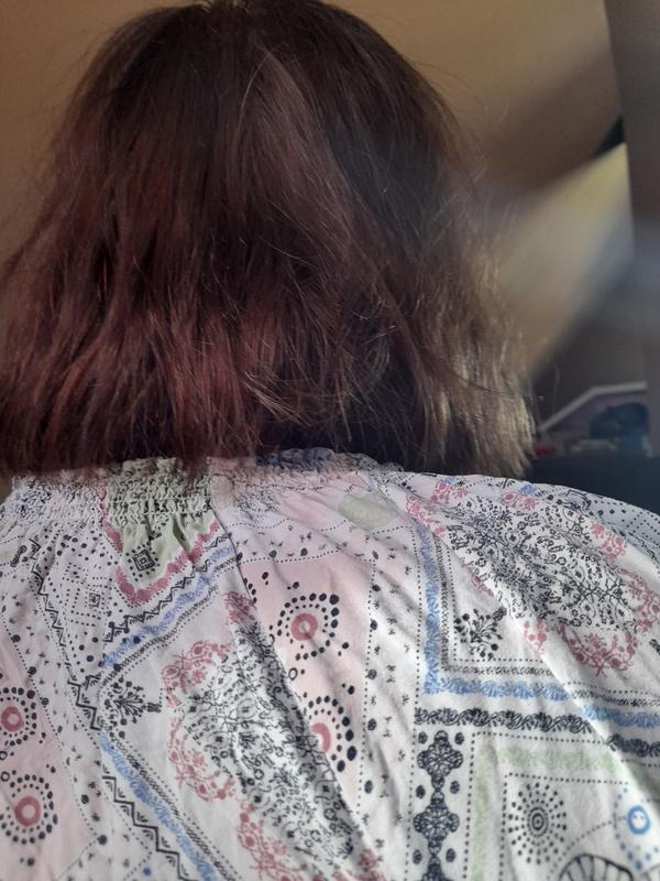 Meine Haare nach der Anwendung von hinten,hier sieht man wie schon Aufpolsternde und weich sie geworden sind.