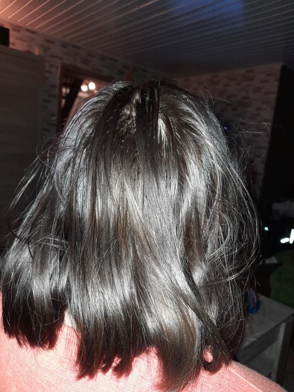 Meine Haare vor der Anwendung, wie man sieht ohne Schwung und Geschmeidigkeit.