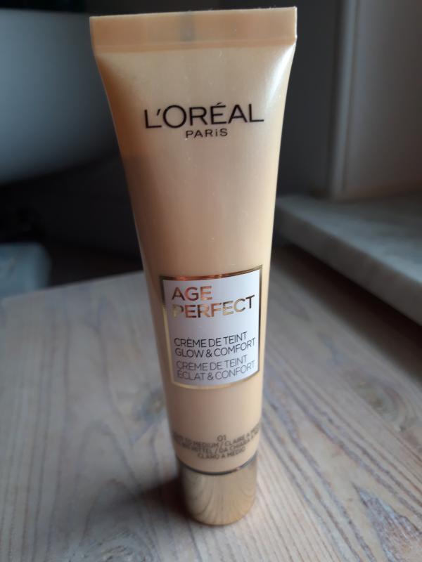 L Oreal Paris Age Perfect Age Perfect Getonte escreme 02 Mittel Bis Dunkel Online Kaufen Rossmann De