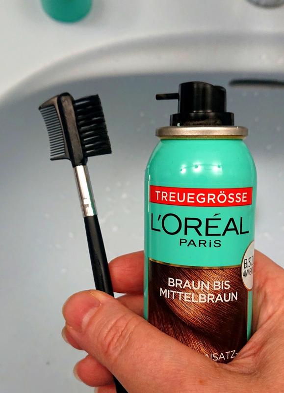Retouch mit Augenbrauenbürste