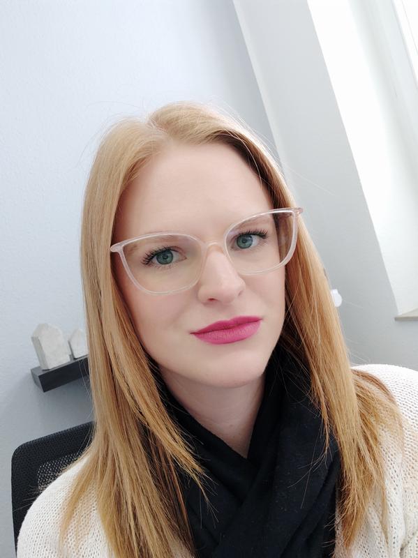 Nach dem Bagel. Gloss und Innenwinkel weg, sonst aber top!