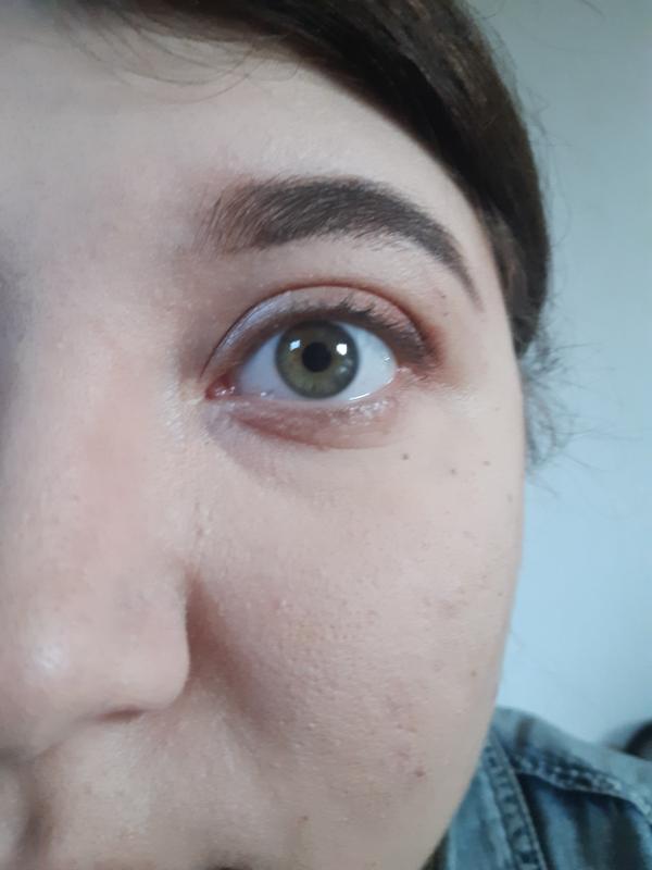 Und hier im Vergleich ohne Wimpern Tuschs