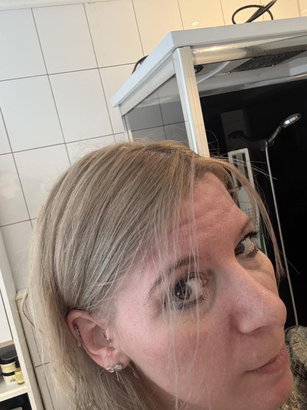 Na foto en droog geföhnd en je ziet het is veel matter dan voor