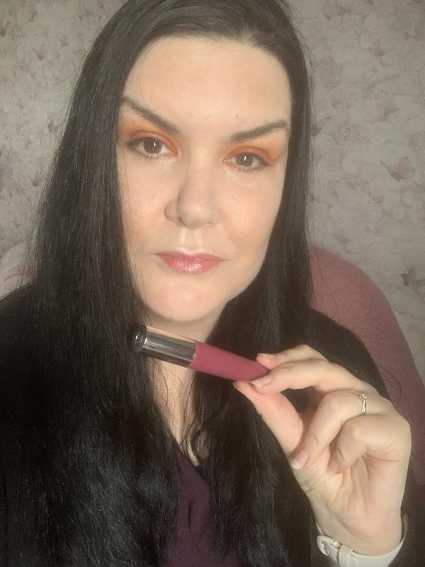 Beautiful colour to give the perfect pout
