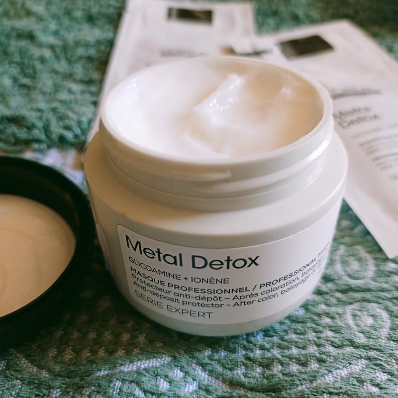 Mascarilla Metal Detox