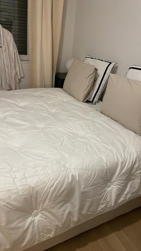 DODO I Couette Chaude Extra Douce 240x260 I Pour Lit 2 | WhichOne