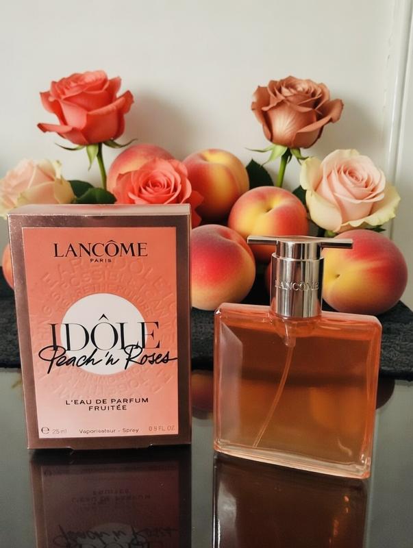 Lancôme, Idôle Peach'N Roses Eau de Parfum 50ml | LOOKFANTASTIC