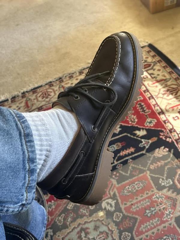Men's Seaport Leather Lace Up Boat Shoes | Lands' End