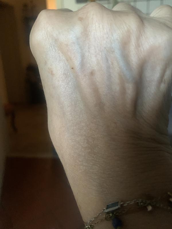 La Roche Posay Pigmentclar Moisturizer With UV SPF30 - Foto 11