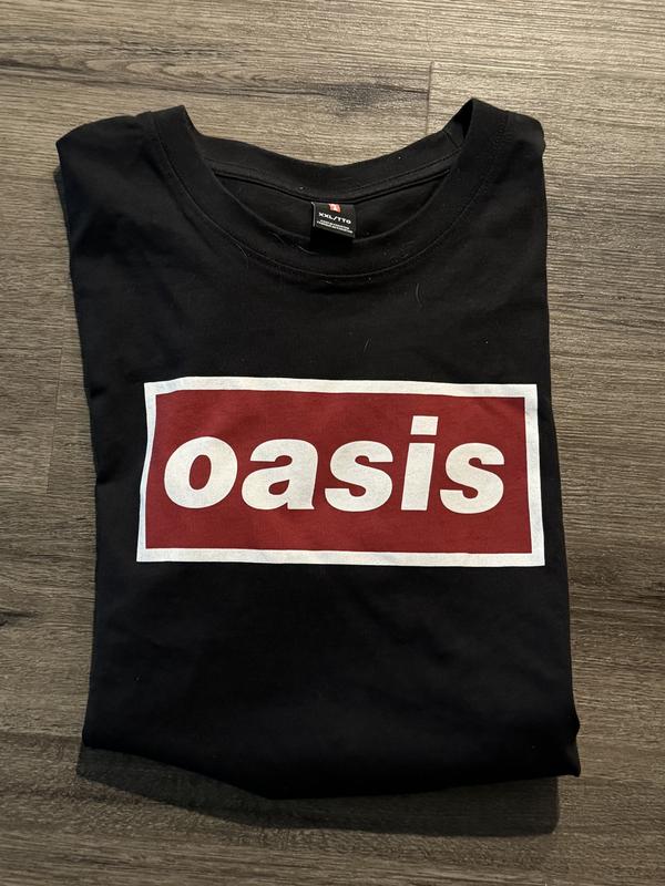 Levi’s x Oasis Decca logo