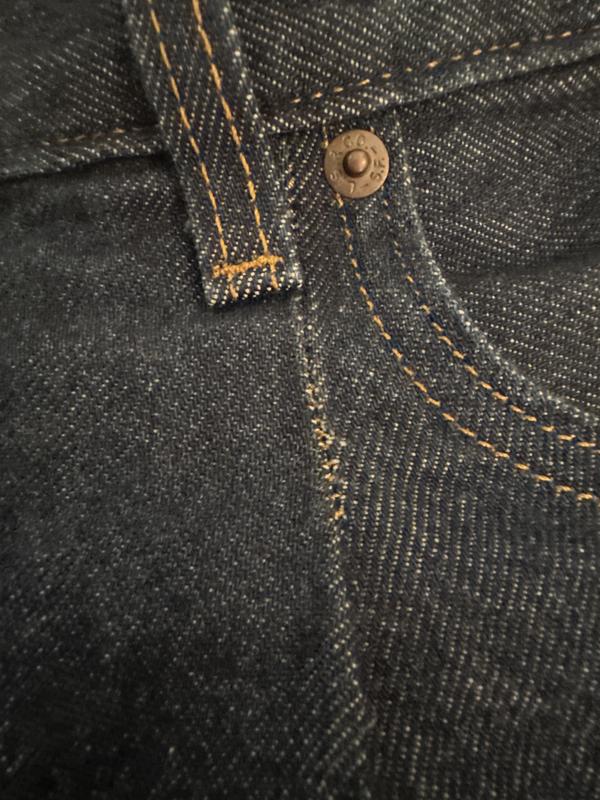 These jeans were sized perfectly but the pleats are not reinforced well and stretched with one wearing