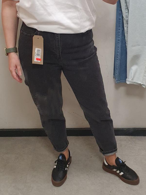 Black wash mom jeans