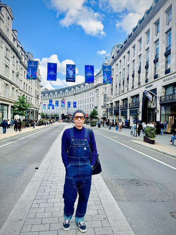 I love this overall out fit…super cool👍