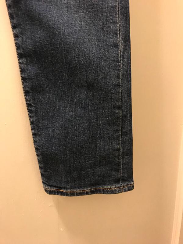 Outside Stitch slants inward