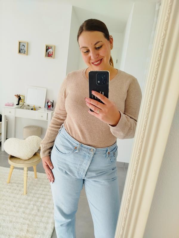 Jeans 501 avec ses boutons en tant que fermeture
