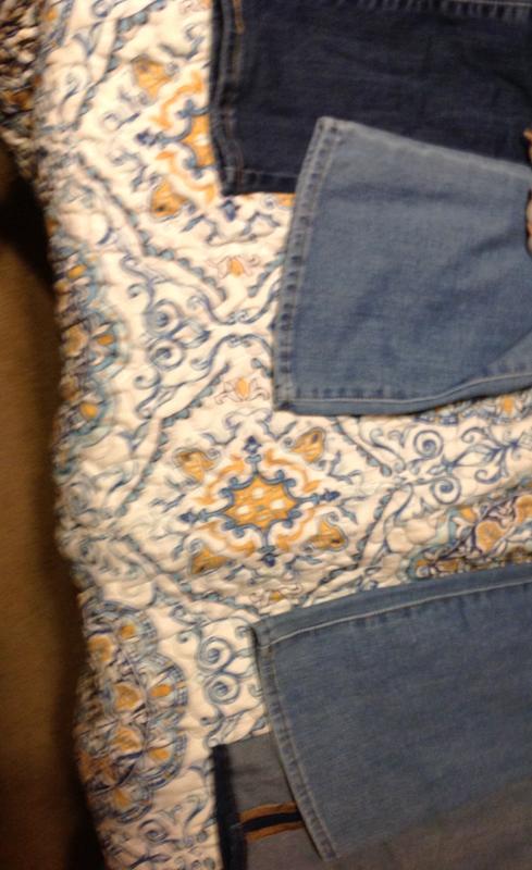 The lighter colored jeans are the 34 inseam 315's next to 34 inseam 712,s and a pair of 34 inseam skinny shaping