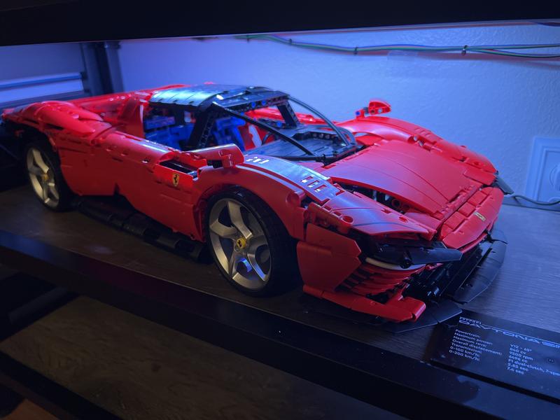 Revving up Fun: Playmobil Ferrari SF90 Stradale Review : r/Playmobil