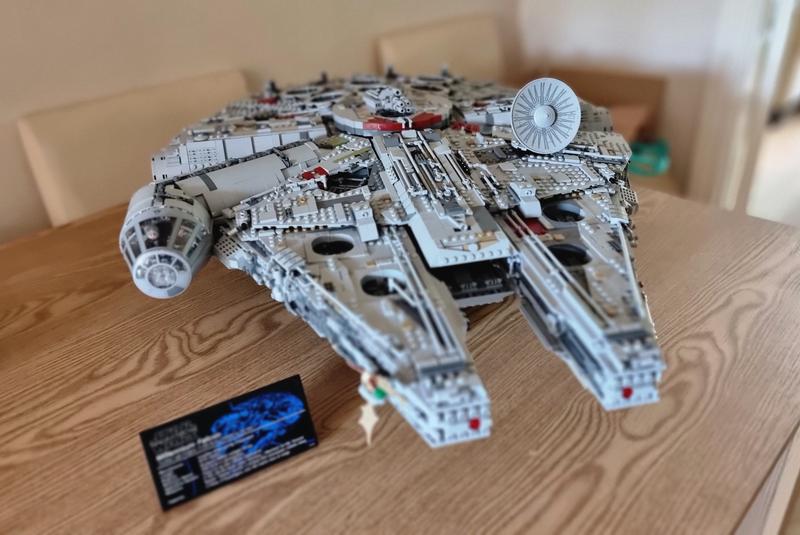 LEGO Star Wars Millennium Falcon 75192 MYER