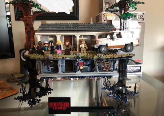 Myer stranger things discount lego