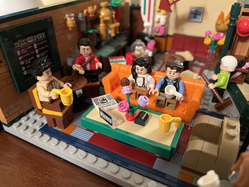 Myer lego friends central perk hot sale