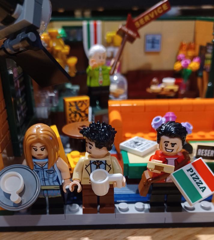 Myer central perk discount lego