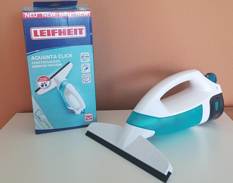 Aquanta Click window vacuum cleaner | Leifheit