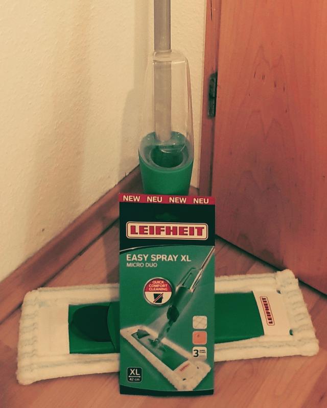 Leifheit Balai pulvérisateur confort Easy Spray XL