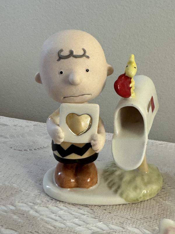 Peanuts 5-Piece Valentine's Figurine Set – Lenox Corporation
