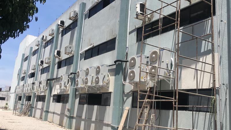 Ouvrir la fenêtre modale de l'avis 1 sur 2