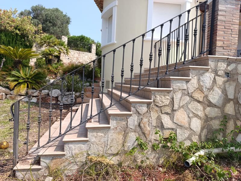 Abrir modal de revisión 1 de 1