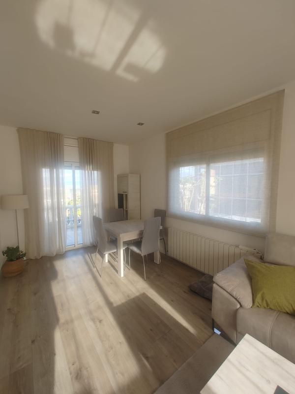 Abrir modal de revisión 1 de 1