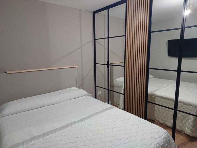 Abrir modal de revisión 1 de 1