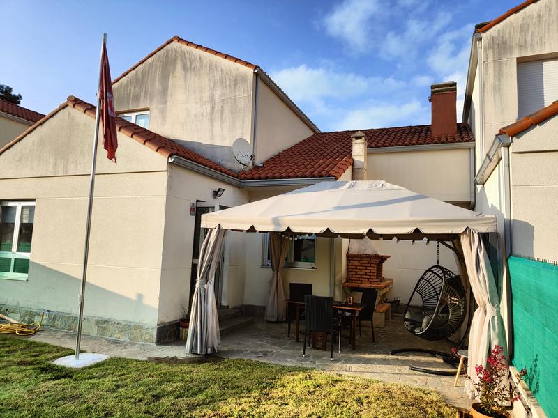 Abrir modal de revisión 1 de 1