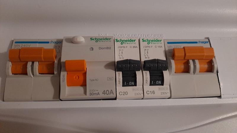 MAGNETOTERMICO 1P+N 40A HAGER MUN540A