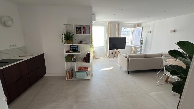 Abrir modal de revisión 1 de 1