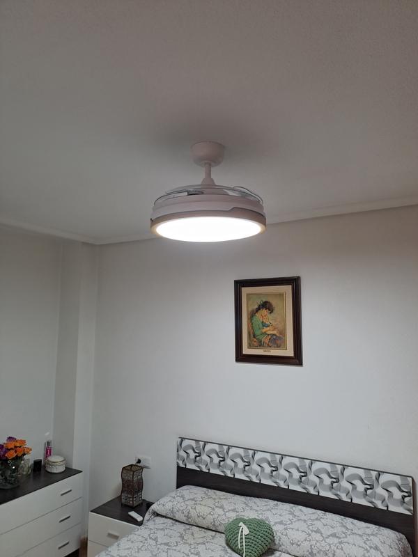 Ventilador de techo con luz motor DC Yang color luz regulable 107 cm
