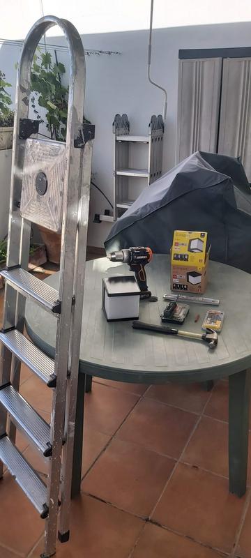 Ouvrir la fenêtre modale de l'avis 1 sur 6