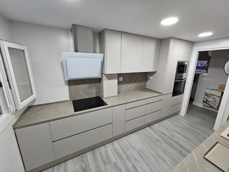 Abrir modal de revisión 1 de 1