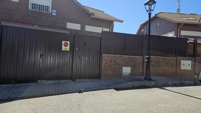 Abrir modal de revisión 1 de 1